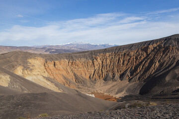 Fototapeta premium Ubehebe Crater Rim Trail at Death Valley National Park, California