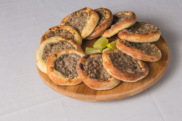 bagel with cream cheese