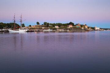 Fototapeta premium Akershus fortress in Oslo in the evening