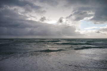 Obraz premium storm clouds over the sea