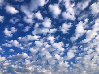 blue sky with clouds, Dark blue sky with dense white clouds