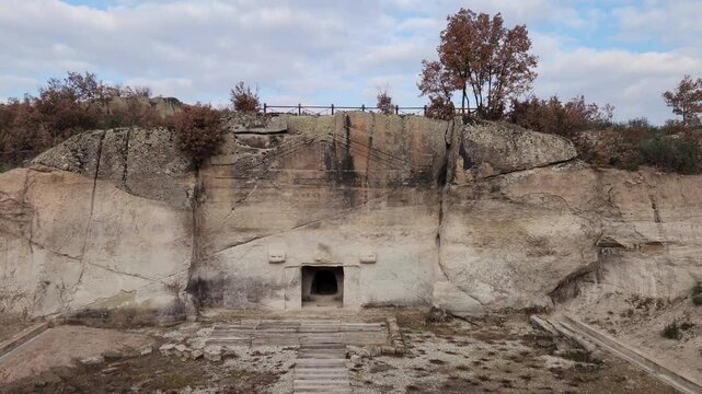 Maltas Phrgygian Monument is an ancient open-air temple site located on the Akkus Nest Rocks at the southwestern end of Goynus Valley  in the Kayihan Town of the Ihsaniye District of Afyonkarahisar.