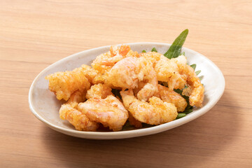 天然エビの唐揚げ