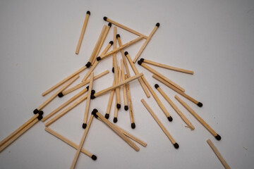match, matches, isolated, wood, fire, white, matchstick, stick, burn, light, wooden, object, danger, flame, flammable, matchbox, close-up, matchsticks, red, closeup, macro, heap, heat, pile, ignite