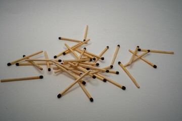 match, matches, isolated, wood, fire, white, matchstick, stick, burn, light, wooden, object, danger, flame, flammable, matchbox, close-up, matchsticks, red, closeup, macro, heap, heat, pile, ignite