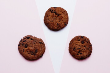chocolate chip cookies on light background