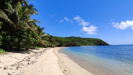 The turquoise Pacific Ocean around the paradise beaches and islands of Fiji