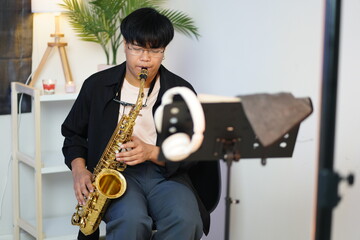 Working Asians are learning international musical skills at home