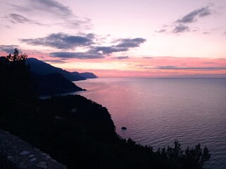 Obraz premium Sunset at the beach in the mountains of Mallorca