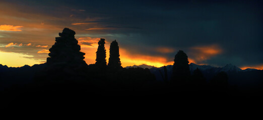 Mutter Erde: Heiliger Kultplatz in den Bergen - Mother Earth: Holy cultic place in the mountains