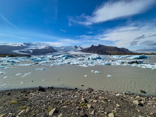 Melting glaciers and shimmering icebergs in a pristine Icelandic natural reserve