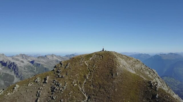 Drone Paysage montagne en &eacute;t&eacute;