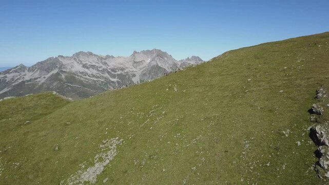 Drone Paysage montagne en &eacute;t&eacute;