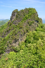群馬の鹿岳一ノ岳から望む鹿岳二ノ岳