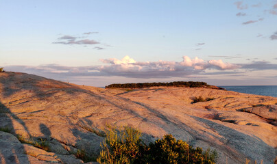 Shows on the granite rocks by the beach