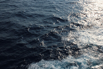 water deep seascape shiny sunny tranquil scenic open horizon motion