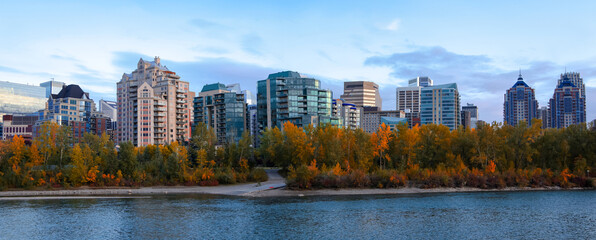 Fototapeta premium Calgary city skyline during autumn time in Canada .