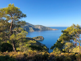 Obraz premium mountainous rocky sea mediterranean coast
