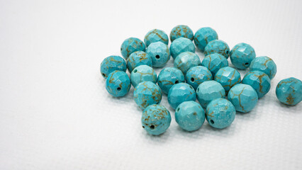 ターコイズ　64面カット　8mmサイズ