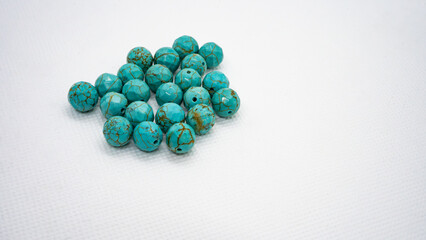 ターコイズ　64面カット　10ｍｍサイズ