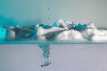 schaum farbe tropfen wasser blau