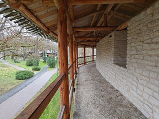 A walk along the fortress wall in Pskov