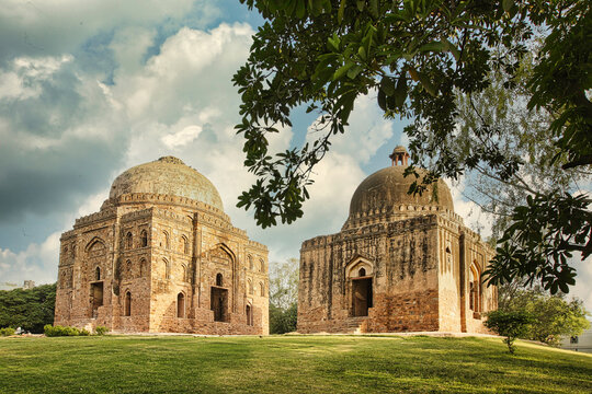 Dadi Poti Tomb, Green Park, New Delhi