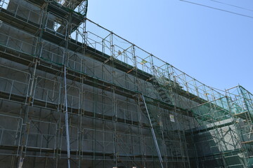 施工中の建設工事現場