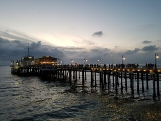 Fototapeta premium sunset at the pier