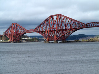 Fototapeta premium Forth Bridge - cantilever railway bridge - Between North and South Queensferry - Lothian - Fife - Scotland - UK
