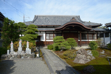 Obraz premium 清涼寺 薬師寺本堂 京都市右京区嵯峨