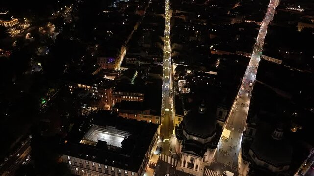 Le luminarie di Natale in via del Babuino a Roma.
Ripresa aerea con drone delle luci di natale allestite per le feste nella citt&agrave; di Roma. 