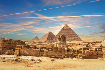 The Sphinx and the Piramids, famous Wonder of the World in the sands of Giza desert, Egypt