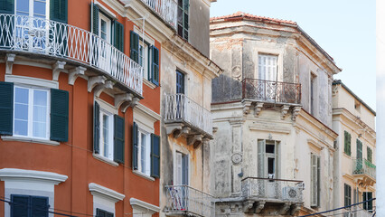 Fototapeta premium Old European buildings in a quaint old town street with cobblestones and charm.