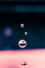 ABSTRACTO GOTAS