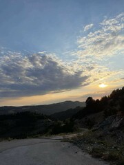 Obraz premium sunset over the mountains