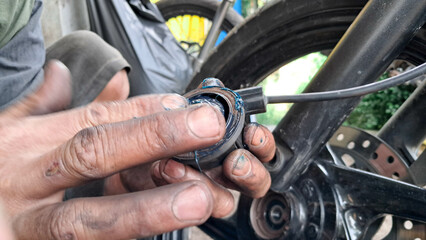 Obraz premium close up of a person riding a bike