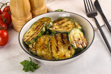 Vegan cuisine Grilled zucchini slices
