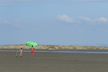 Arles oiseaux ciel mer bateaux