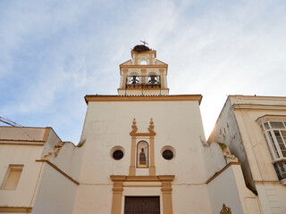 Fototapeta premium Streets of Sanlúcar de Barrameda. Churches, flowers and wine cellars.