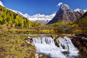 四川省　四姑娘山・双橋溝ハイキング