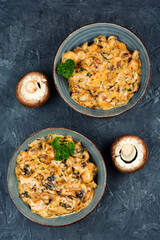 Fried mushrooms in a creamy sauce.