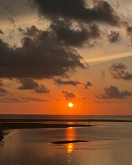 Fototapeta premium sunset over the sea