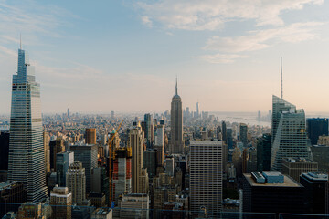Naklejka premium A breathtaking aerial view of New York City during a beautiful sunset time