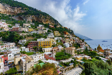 Fototapeta premium Beautiful dense development on a mountainside overlooking the sea