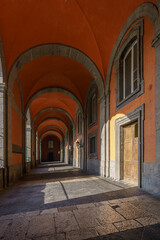 Beautiful, atmospheric arcades with beautiful vaults