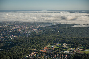 Bodennebel in Stuttgart © hotte_light