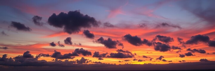 Obraz premium Colorful and vibrant abstract sky at sunset with hues of orange, pink, and purple, weather, dramatic