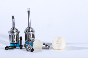 Expertise in jaw surgery and E-max and zirconium porcelain prostheses on dental implants. Screw-retained implant system. Dental prostheses and crown restoration treatment. dental before after
