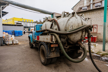 Sewage cleaning vacuum truck. Septic cleaning vacuum service and maintenance